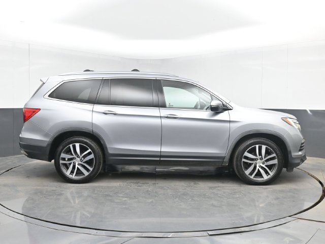 Used 2018 Honda Pilot Elite image 11