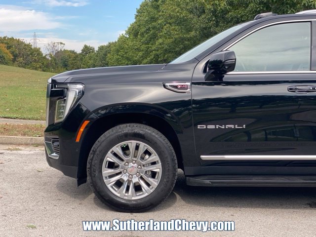 Used 2025 GMC Yukon Denali AWD/4WD image 10