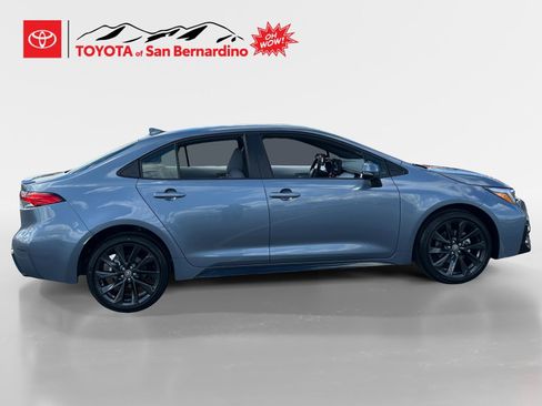Used 2026 Toyota Corolla SE FWD image 6