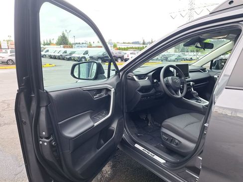 Used 2024 Toyota RAV4 XLE w/ Convenience Package AWD/4WD image 10