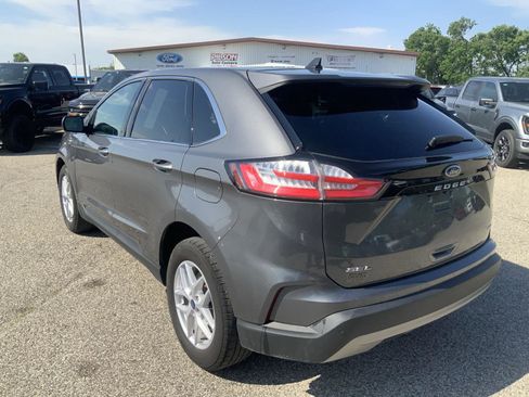 Used 2021 Ford Edge SEL w/ Convenience Package AWD/4WD image 8
