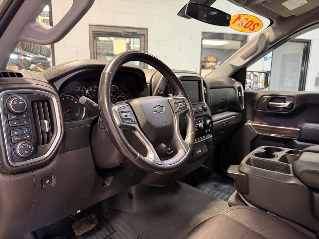 Used 2021 Chevrolet Silverado 1500 RST w/ Z71 Off-Road Package AWD/4WD image 12