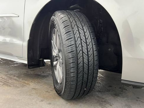 Used 2022 Toyota Sienna XLE image 32