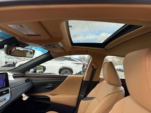 New 2025 Lexus ES 350 Premium image 16