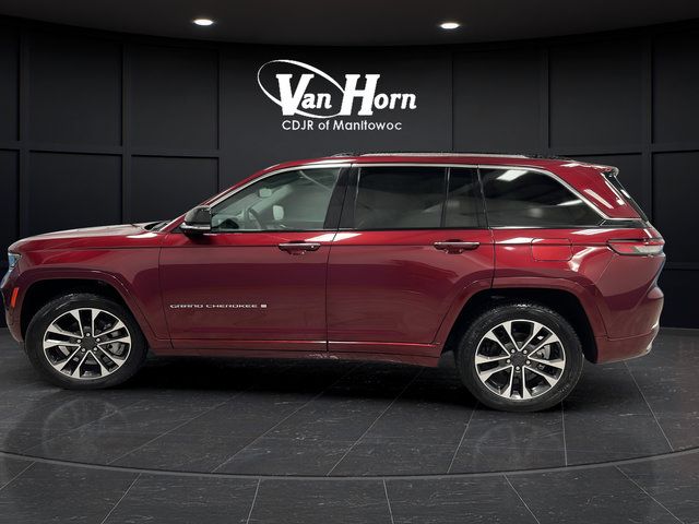 Used 2023 Jeep Grand Cherokee Overland w/ Luxury Tech Group IV AWD/4WD image 6