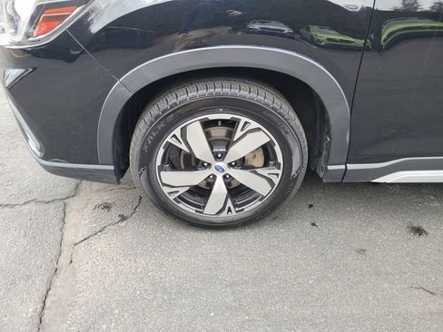 Used 2019 Subaru Forester Touring image 19