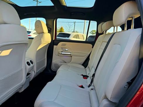 New 2026 Mercedes-Benz GLB 250 4MATIC image 22