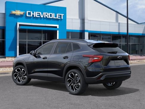 New 2026 Chevrolet Trax RS w/ Driver Confidence Package FWD image 3