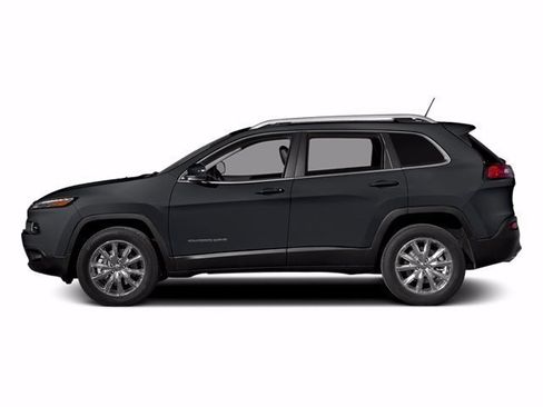 Used 2014 Jeep Cherokee Latitude w/ Cold Weather Group AWD/4WD image 3