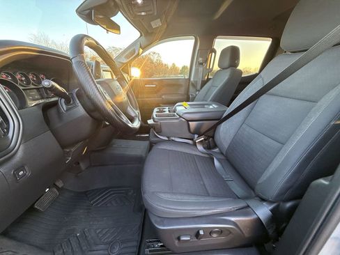 Certified 2024 Chevrolet Silverado 1500 Custom Trail Boss w/ LPO, Dark Essentials Package image 15