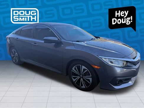 Used 2017 Honda Civic EX-T image 5