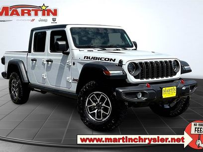 New 2025 Jeep Gladiator Rubicon w/ Convenience Group