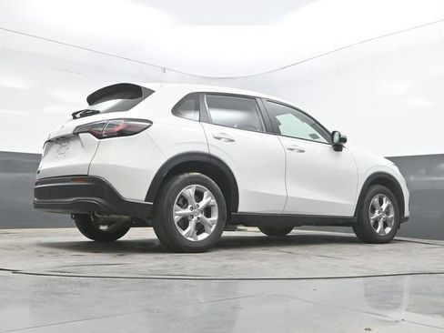 Used 2024 Honda HR-V LX image 43