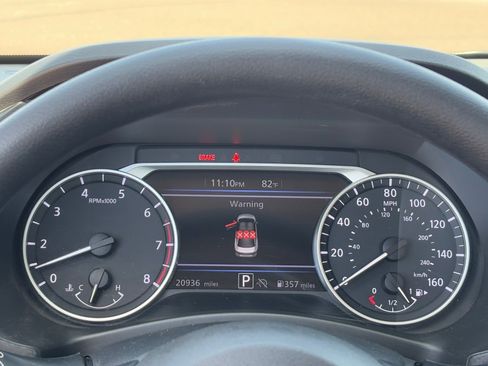 Used 2025 Nissan Sentra SV image 21