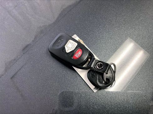 Used 2020 Hyundai Elantra SE w/ Cargo Package (C1) image 9