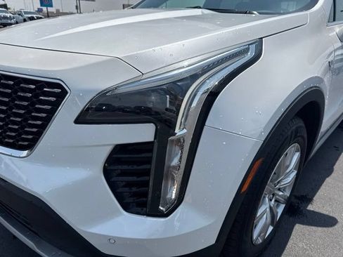 Used 2021 Cadillac XT4 Premium Luxury w/ Cold Weather Package AWD/4WD image 23