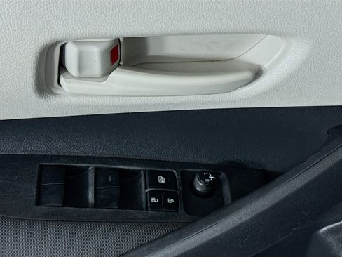 Used 2024 Toyota Corolla LE FWD image 22