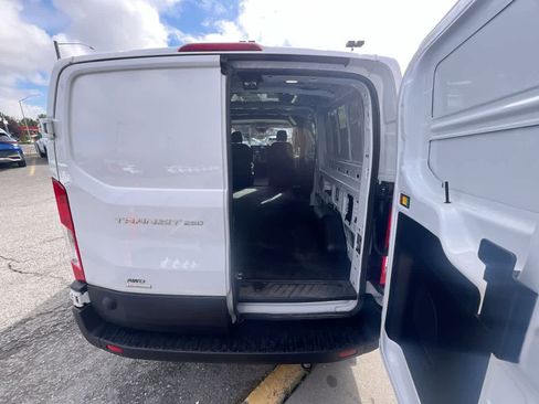 Used 2024 Ford Transit 250 Low Roof AWD image 25