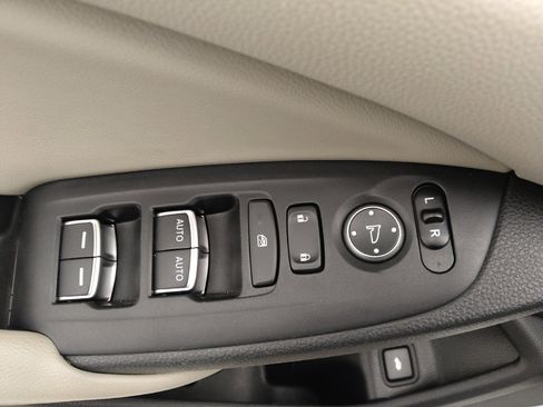 Used 2018 Honda Accord LX image 27