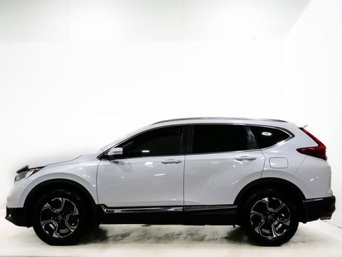 Used 2019 Honda CR-V Touring image 6