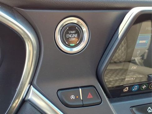 Used 2020 Chevrolet Blazer LT image 20