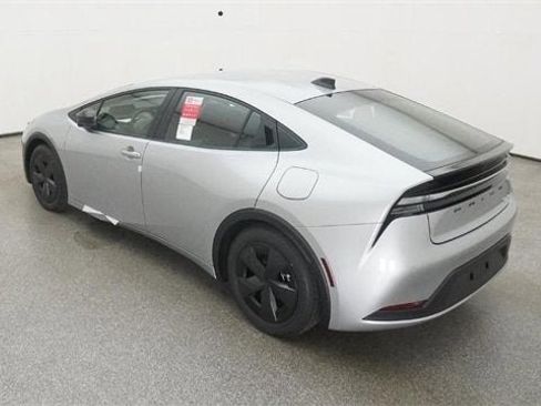 New 2026 Toyota Prius Plug-In Hybrid FWD image 38