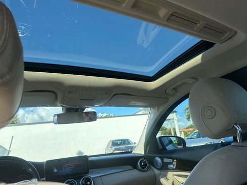 Used 2021 Mercedes-Benz C 300 Sedan image 24