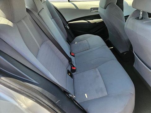 Used 2020 Toyota Corolla SE FWD image 18