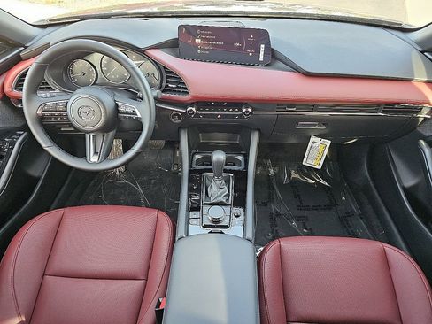 New 2026 MAZDA MAZDA3 Hatchback w/Premium Plus Pkg AWD/4WD image 22