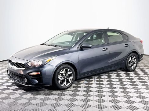 Used 2021 Kia Forte LXS image 4