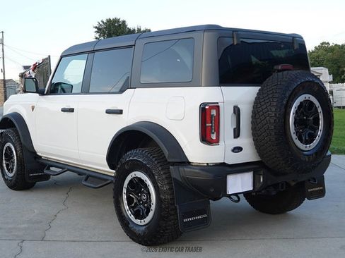 Used 2023 Ford Bronco Badlands w/ Sasquatch Package AWD/4WD image 6