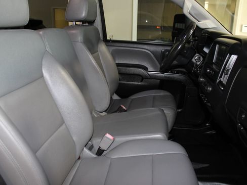 Used 2018 Chevrolet Silverado 2500 W/T w/ WT Convenience Package RWD image 27
