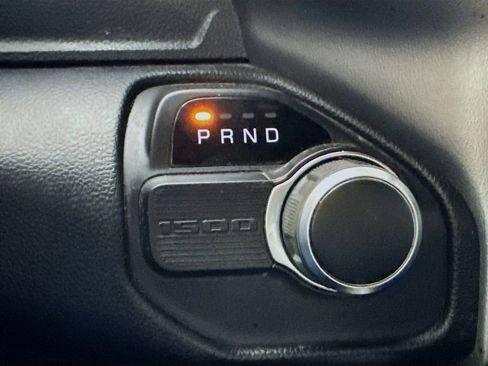 Used 2019 RAM 1500 Big Horn image 18