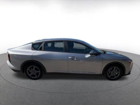Used 2025 Kia K4 FWD image 15