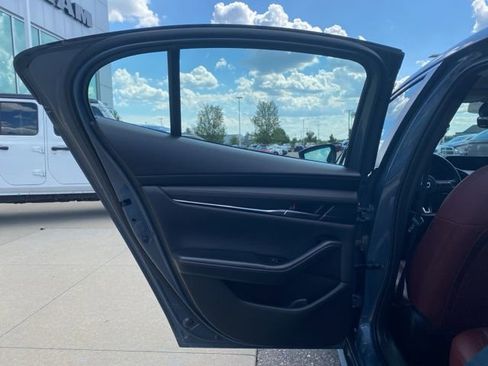 Used 2024 MAZDA MAZDA3 s image 22