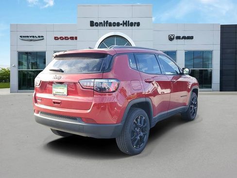 New 2026 Jeep Compass Latitude image 4