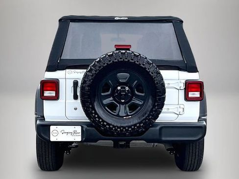 Used 2023 Jeep Wrangler Sport image 6