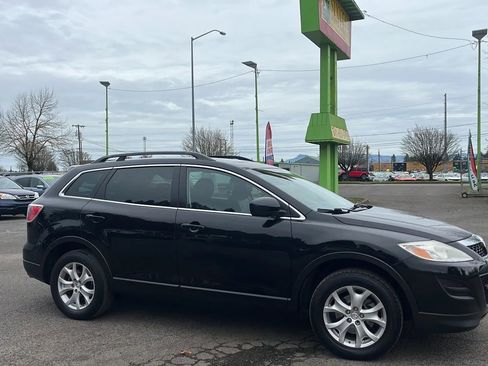 Used 2011 MAZDA CX-9 Touring w/ Moonroof & Bose Audio Pkg image 2