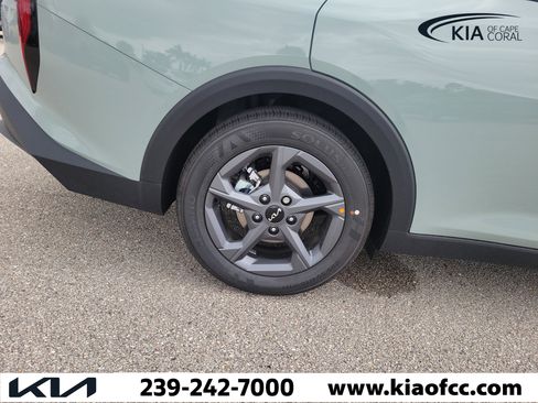 New 2026 Kia K4 FWD image 9