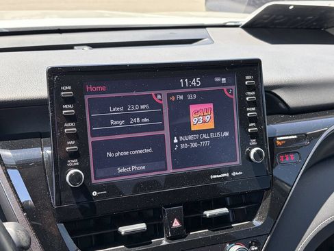 Used 2022 Toyota Camry XSE FWD image 8