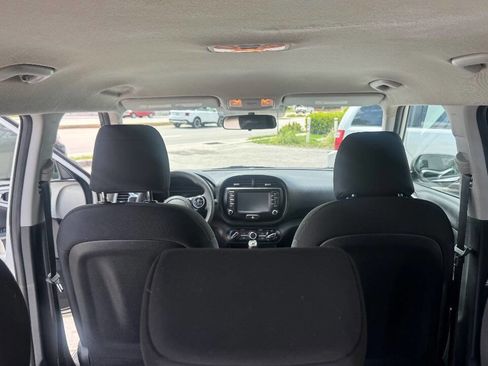 Used 2020 Kia Soul LX image 25