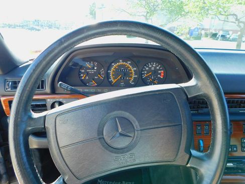 Used 1991 Mercedes-Benz 420 SEL image 17