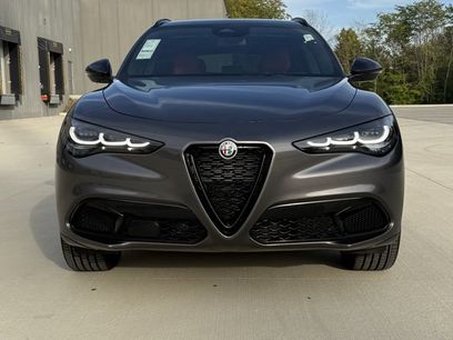 New 2025 Alfa Romeo Stelvio Sprint w/ Veloce Package