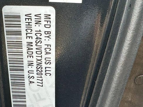 Used 2022 Jeep Wagoneer Series III w/ Premium Group I image 27