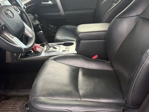 Used 2020 Toyota 4Runner Limited AWD/4WD image 6