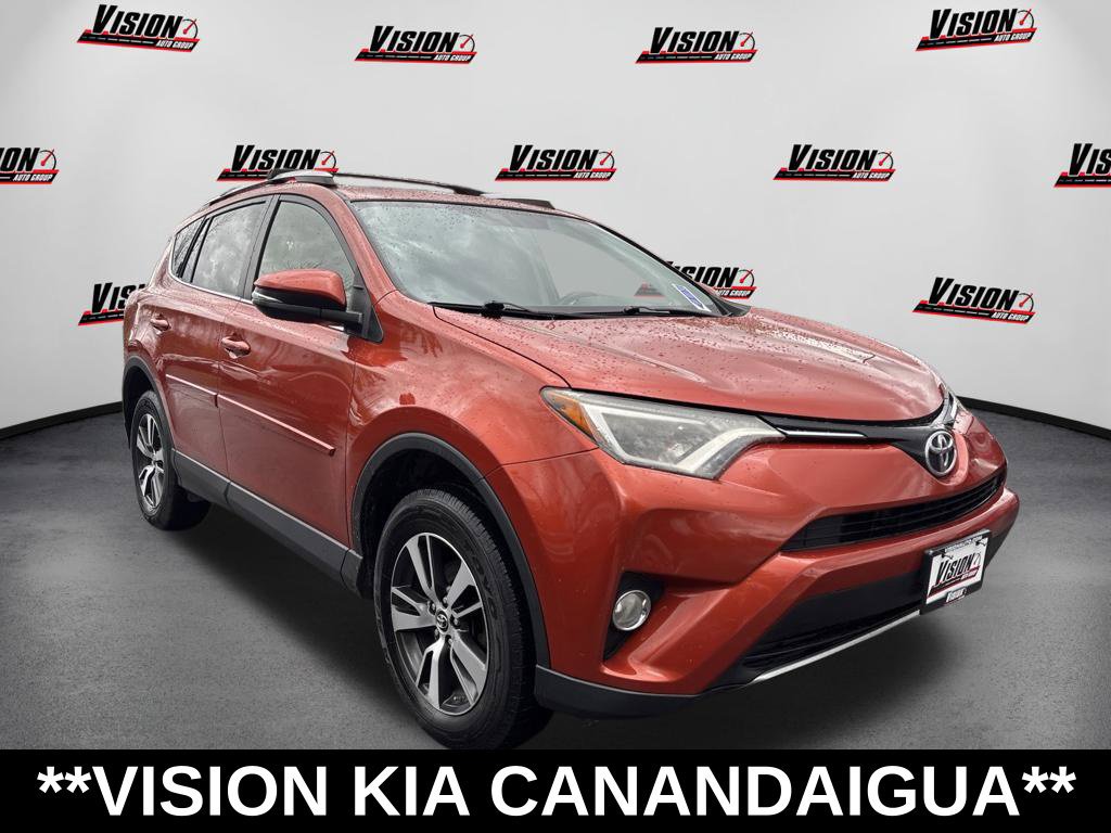 Used 2016 Toyota RAV4 XLE AWD/4WD image 3