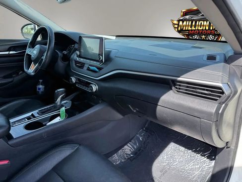 Used 2020 Nissan Altima 2.5 SV AWD/4WD image 19