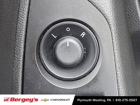 Used 2022 Chevrolet Trax LT w/ Sport Edition image 27