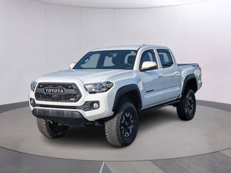 Used 2019 Toyota Tacoma TRD Off-Road AWD/4WD video 1