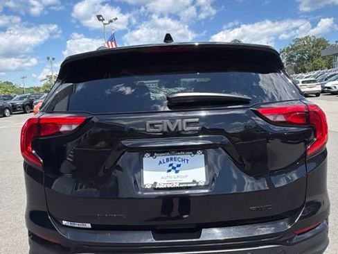 Used 2020 GMC Terrain SLT w/ Preferred Package AWD/4WD image 7